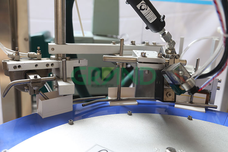 Mesin tulang belakang putar menegak automatik06