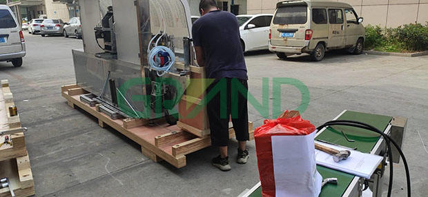 Pakej Mesin Pembungkusan Tapu Basah Alkohol